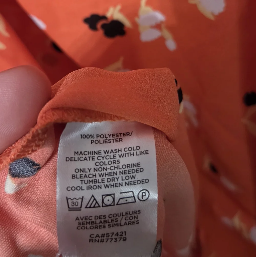 Ann Taylor Factory Petite  Blouse  Size M - Picture 4 of 5